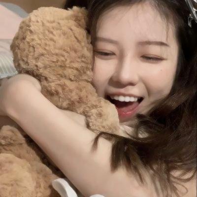 黎明时分的年轻人们